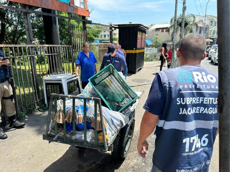 Subprefeitura de Jacarepaguá realiza operação de ordem pública na Taquara – Prefeitura da Cidade do Rio de Janeiro