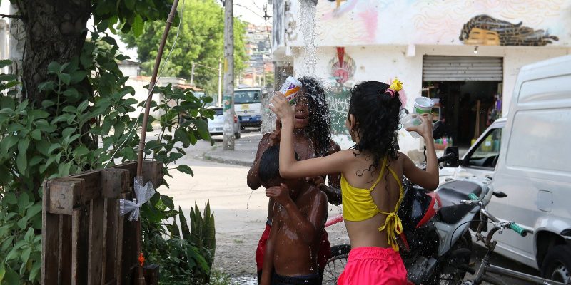 População negra é mais afetada por calor extremo, afirma pesquisador