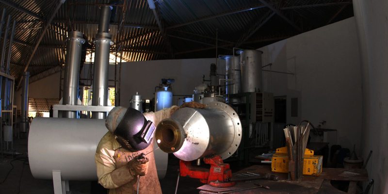 Indústria projeta PIB de 1,7% para 2024 e alta de 3% neste ano