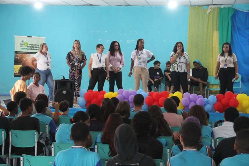 São Gonçalo promove ações de cidadania em escola