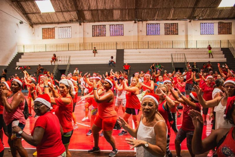 São Gonçalo reúne integrantes de projeto em confraternização