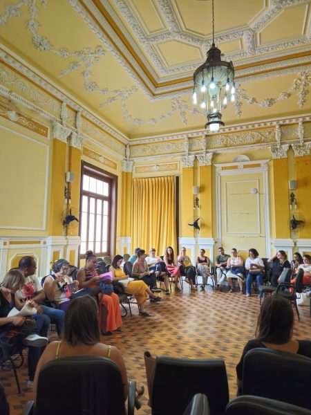 Fórum Intersetorial debate Janeiro Branco entre jovens de Niterói – Prefeitura Municipal de Niterói