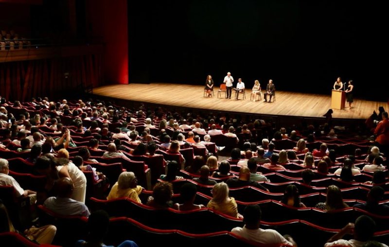 Novos conselheiros tutelares do município tomam posse em cerimônia na Cidade das Artes – Prefeitura da Cidade do Rio de Janeiro