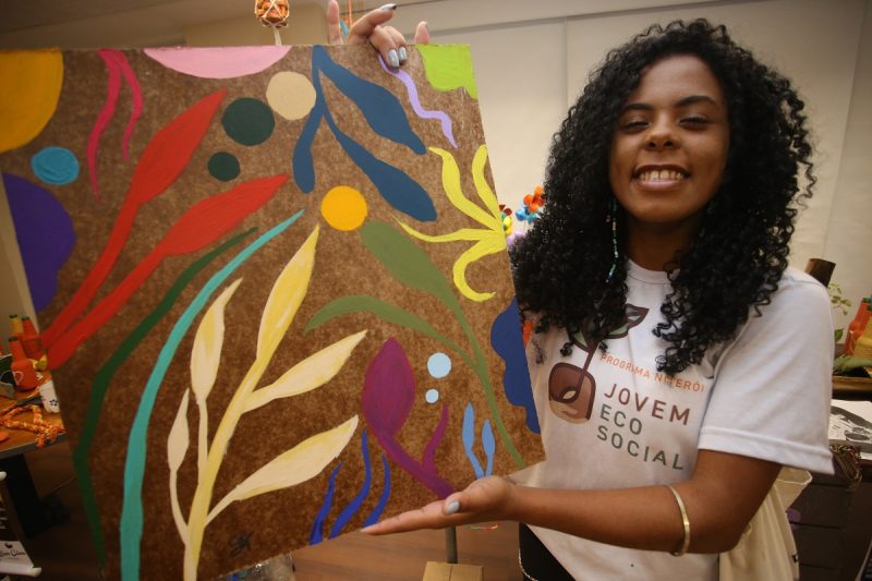 Jovens do Programa Eco Social participam de Feira de Empreendedorismo – Prefeitura Municipal de Niterói