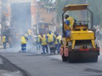 Novo trecho do MUVI começa a receber asfalto em São Gonçalo