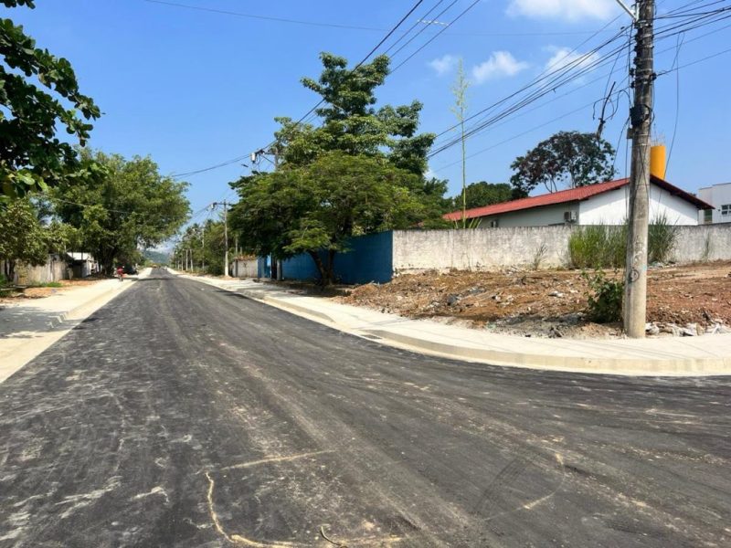 Ruas do Jardim Bom Retiro começam a ser asfaltadas