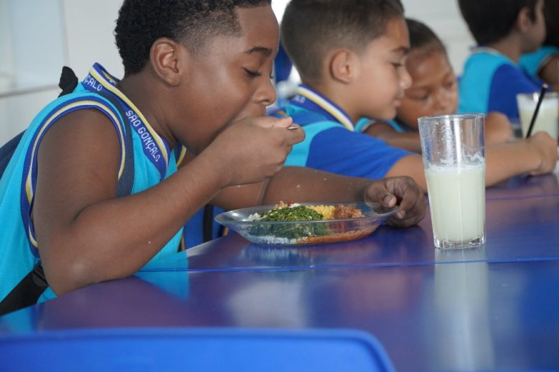 São Gonçalo incrementa merenda escolar