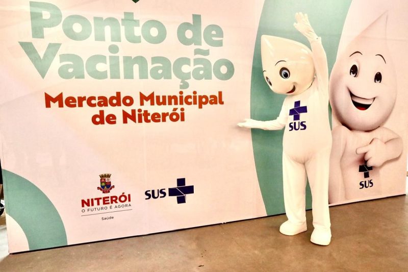 Prefeitura de Niterói aplica mais de 2 mil doses de vacina contra gripe no Mercado Municipal em 15 dias – Prefeitura Municipal de Niterói