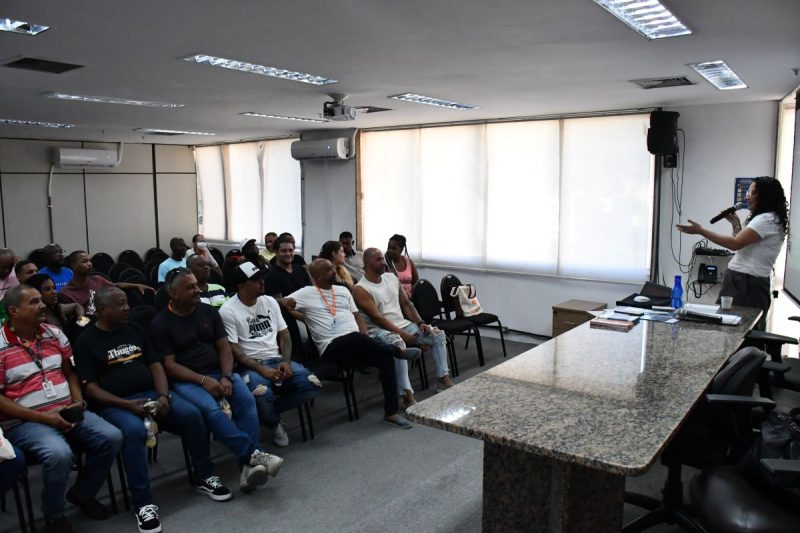 Secretaria Municipal de Participação Social promove capacitação de líderes comunitários – Prefeitura Municipal de Niterói