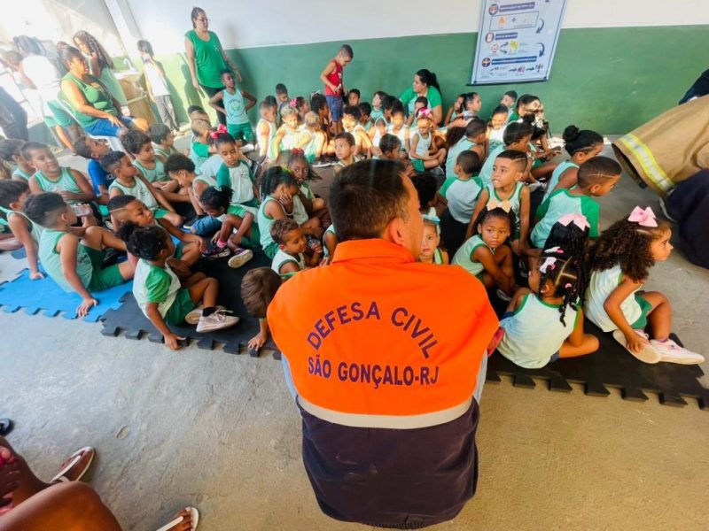 Defesa Civil de São Gonçalo ensina sobre primeiros socorros