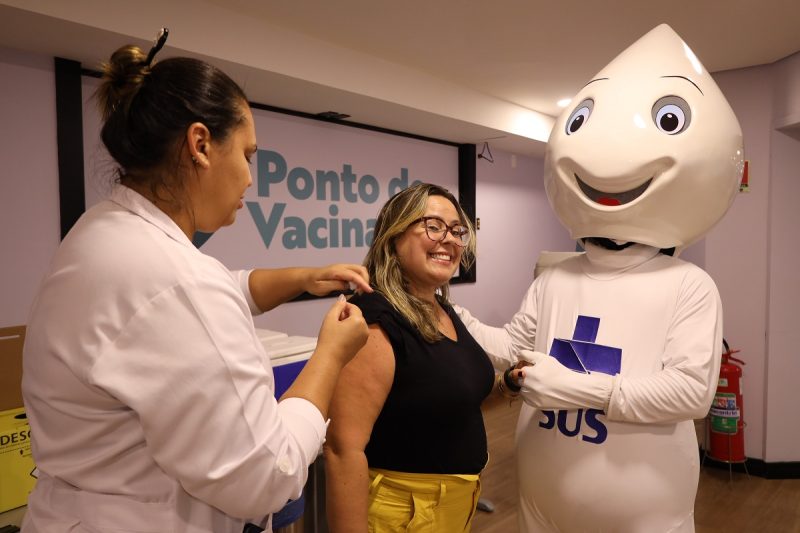 Prefeitura de Niterói abre posto de vacinação contra a Influenza no Plaza Shopping – Prefeitura Municipal de Niterói