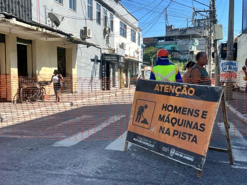 Prefeitura mantém interdições no trânsito para avanço de obras do MUVI