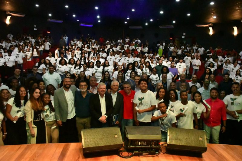 Prefeitura de Niterói forma 450 alunos na segunda turma do Niterói Jovem EcoSocial – Prefeitura Municipal de Niterói