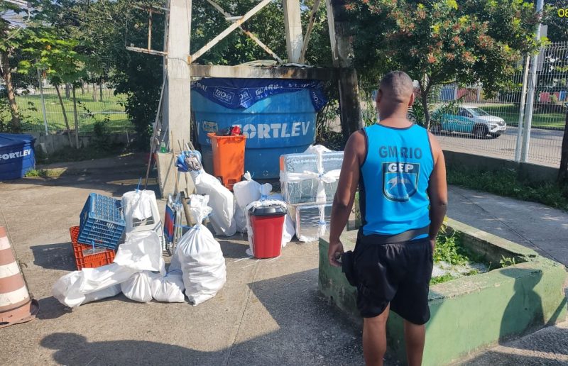 Quase 200 materiais abandonados são apreendidos pela Guarda Municipal na Barra da Tijuca – Prefeitura da Cidade do Rio de Janeiro