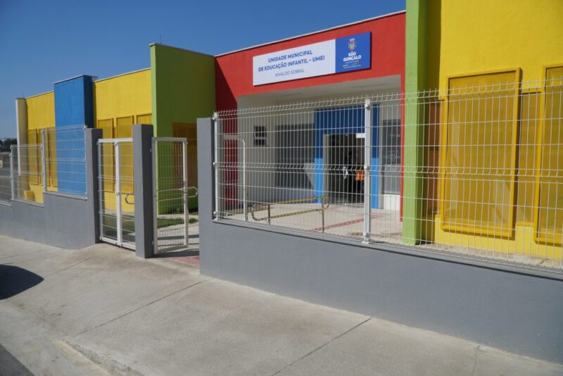 São Gonçalo inaugura mais duas escolas para Educação Infantil