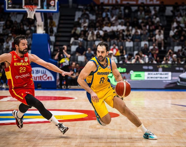 Vitor Benite - seleção brasileira de basquete - masculina - Brasil