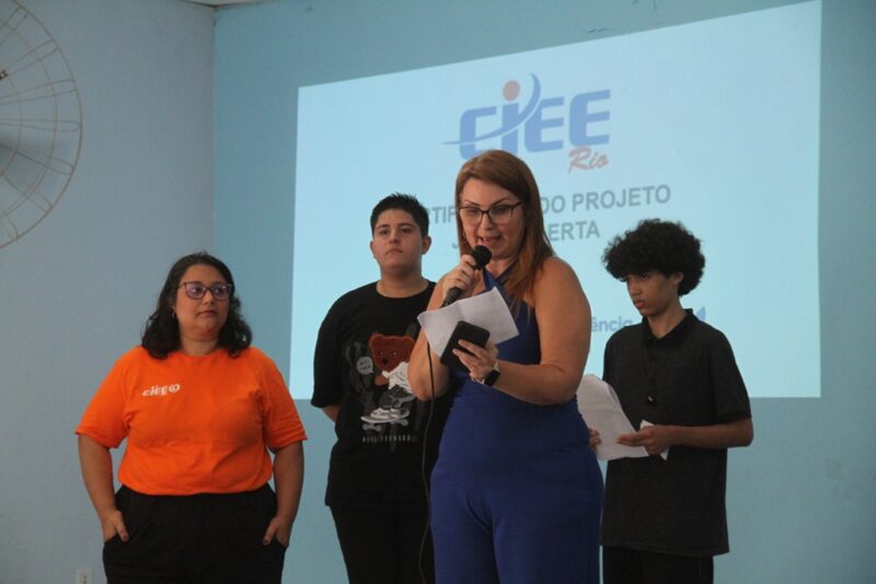 Alunos do “Jovem Alerta” se formam em cerimônia nesta quinta (12)