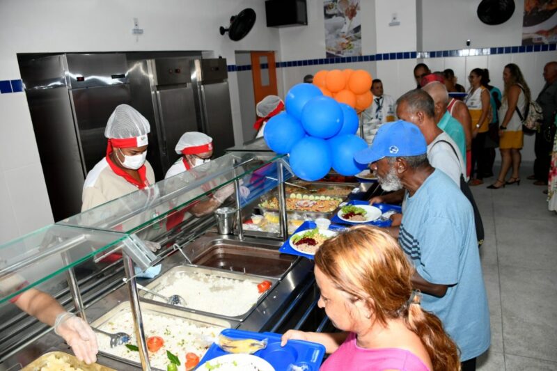 Restaurante do Povo é reinaugurado em Nova Iguaçu