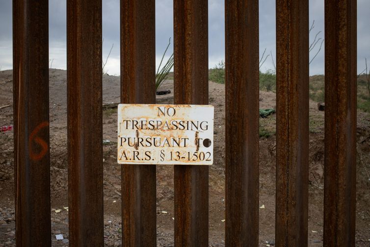 Reuters/Adrees Latif/proibida a reprodução Trecho de muro na fronteira entre EUA e México, em Ruby, Arizona
26/06/2024
REUTERS/Adrees Latif