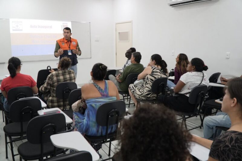 Defesa Civil realiza aula inaugural do primeiro Curso de Voluntários de 2025