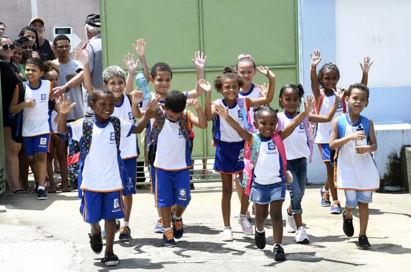 Nova Iguaçu inicia efetivação de matrículas para o ano letivo de 2025