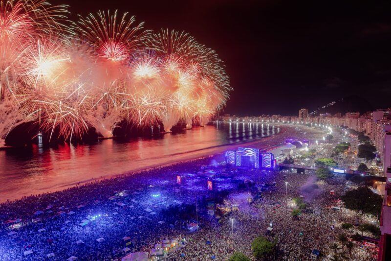 Réveillon Rio 2025: Mais de cinco milhões de pessoas celebram a chegada do Ano Novo na maior virada do mundo – Prefeitura da Cidade do Rio de Janeiro