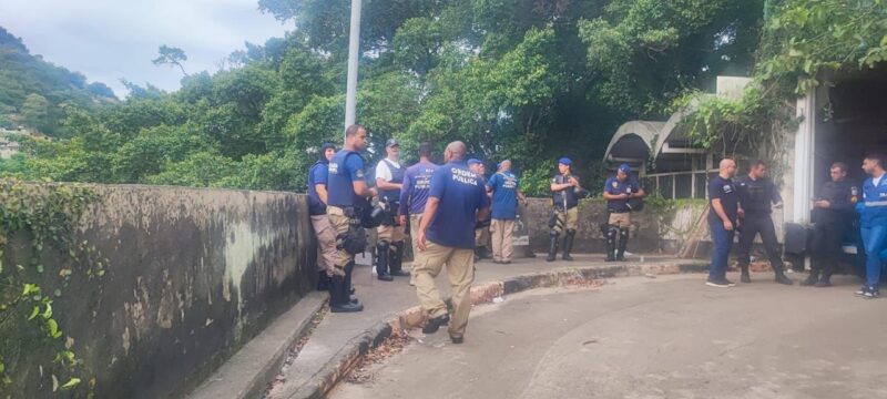 Seop, GM e PM desmobilizam ocupação irregular em supermercado desativado da Tijuca – Prefeitura da Cidade do Rio de Janeiro