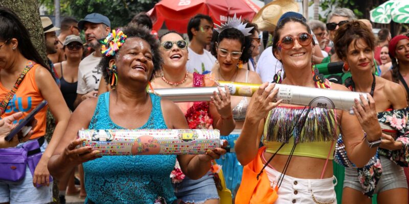 Exigências e burocracia dificultam blocos do carnaval do Rio
