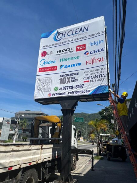 Prefeitura retira outdoor irregular em Piratininga – Prefeitura Municipal de Niterói