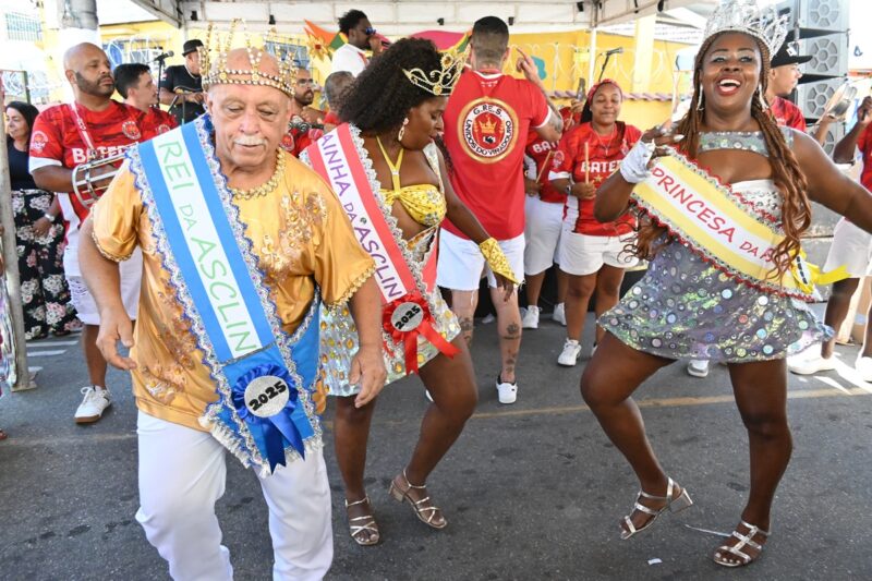 Bloco da Clin anima São Lourenço no carnaval – Prefeitura Municipal de Niterói