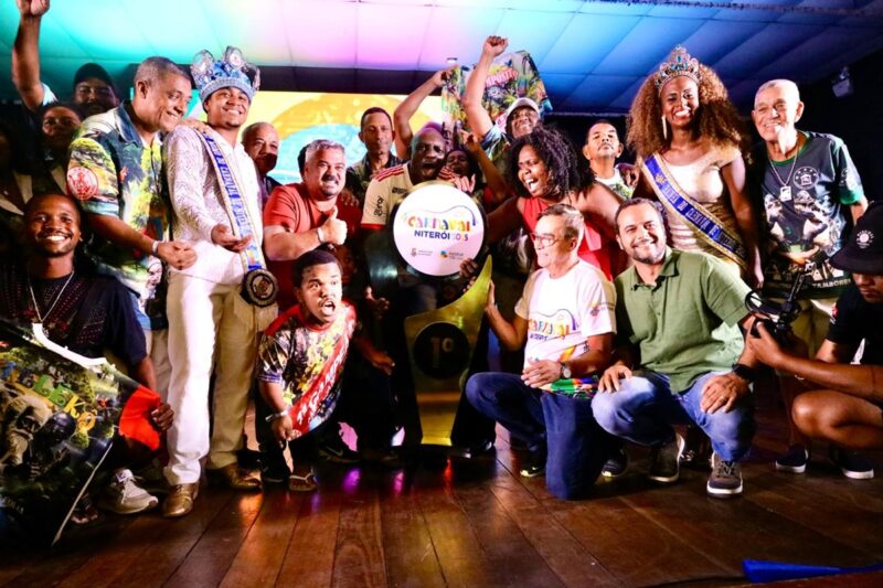 Folia do Viradouro é a grande campeã do Carnaval de Niterói em 2025 – Prefeitura Municipal de Niterói