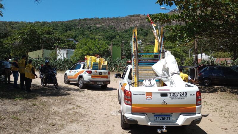 Operação Verão da Prefeitura apreende churrasqueira acesa em área de proteção ambiental – Prefeitura Municipal de Niterói