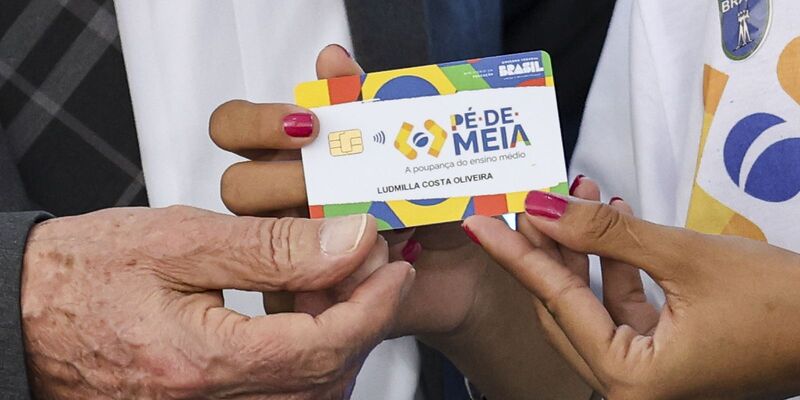 Pé-de-meia: nascidos em janeiro e fevereiro recebem nesta segunda