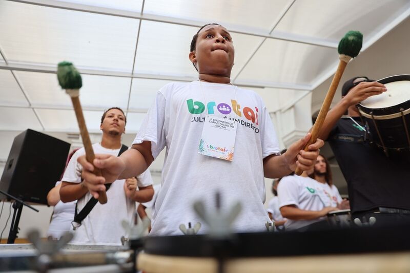 Brotaí, o maior projeto cultural de descentralização das artes em Niterói, lança exposição no Centro Cultural Paschoal Carlos Magno