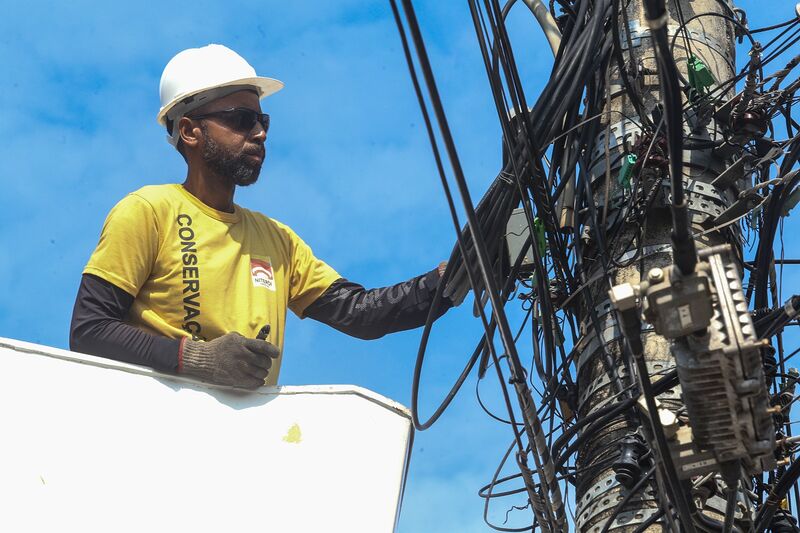 Prefeitura de Niterói remove 36 toneladas de fios em três meses – Prefeitura Municipal de Niterói
