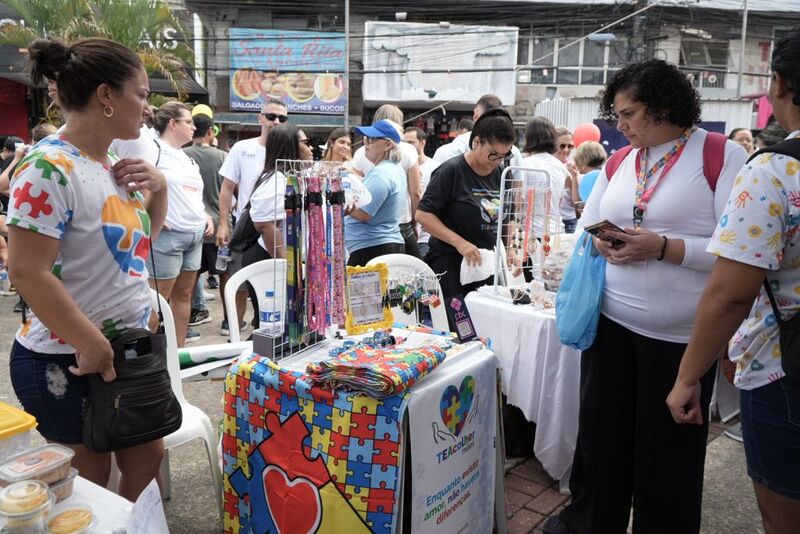 Caminhada pela inclusão mobiliza São Gonçalo em apoio à causa autista