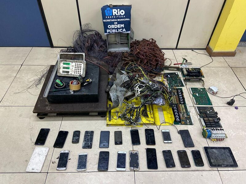 Seop aprende 150 quilos de cobre e recupera equipamento da CET-Rio que foi furtado na Tijuca – Prefeitura da Cidade do Rio de Janeiro