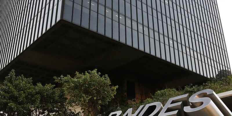 BNDES aprova crédito de R$ 20 milhões para empresa que abastece o SUS