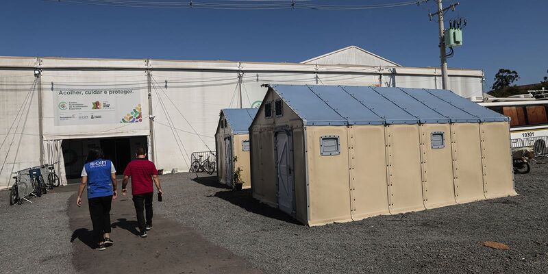 Um ano após enchentes, cerca de 380 pessoas seguem em abrigos no RS