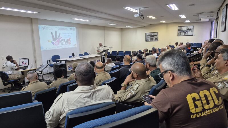 GM-Rio promove palestra sobre conscientização e combate à homofobia e a LGBTFobia – Prefeitura da Cidade do Rio de Janeiro