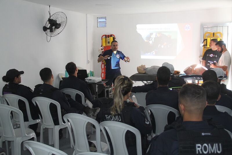 Guardas municipais participam de curso de treinamento em primeiros socorros no Maio Amarelo