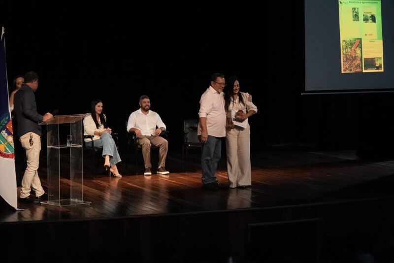 Prefeitura de São Gonçalo forma turma de agentes de reflorestamento