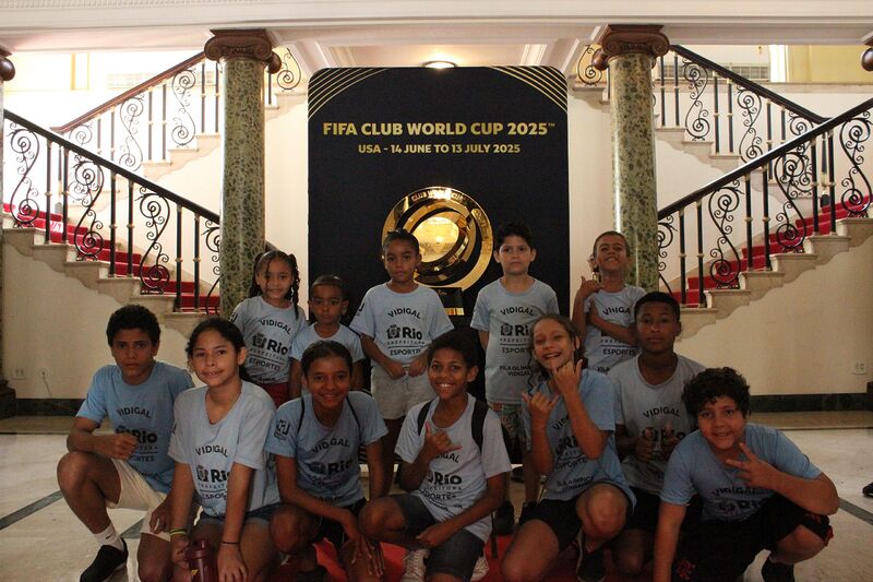Prefeitura do Rio recepciona a Taça do Campeonato Mundial de Clubes – Prefeitura da Cidade do Rio de Janeiro