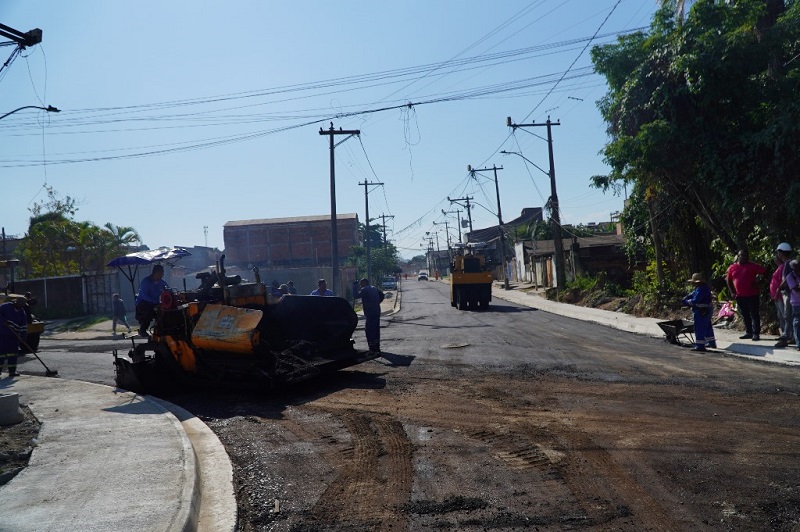 Ruas no Porto do Rosa ganham pavimentação nesta quinta-feira (22)