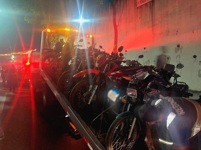 São Gonçalo aborda quase 400 motos em ação de fiscalização contra poluição sonora