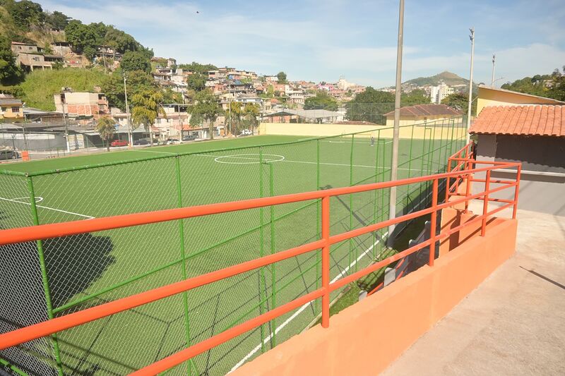 Rodrigo Neves participa da reabertura do campo da Palmeira, no Fonseca – Prefeitura Municipal de Niterói
