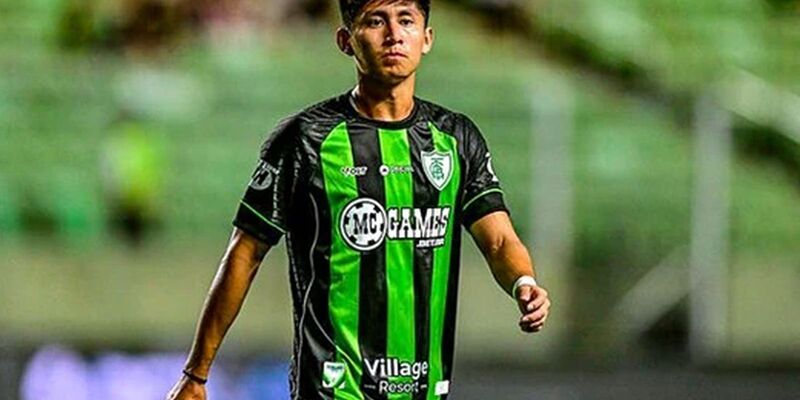 Atleta do América-MG é solto, após prisão em flagrante por racismo