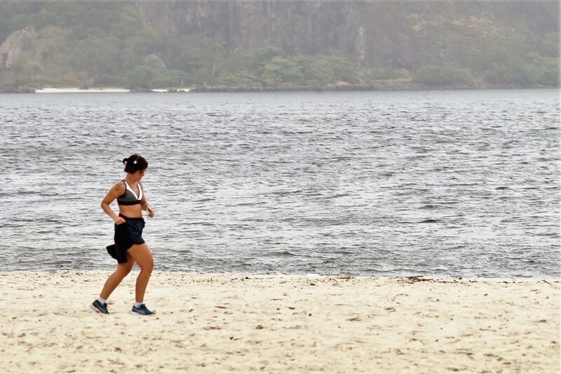 Domingo de saúde e bem-estar com Pilates gratuito na Praia de Icaraí  – Prefeitura Municipal de Niterói