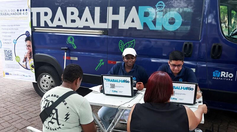 Trabalha Rio participa da ação Van nas Praças, nesta terça-feira, em Curicica – Prefeitura da Cidade do Rio de Janeiro