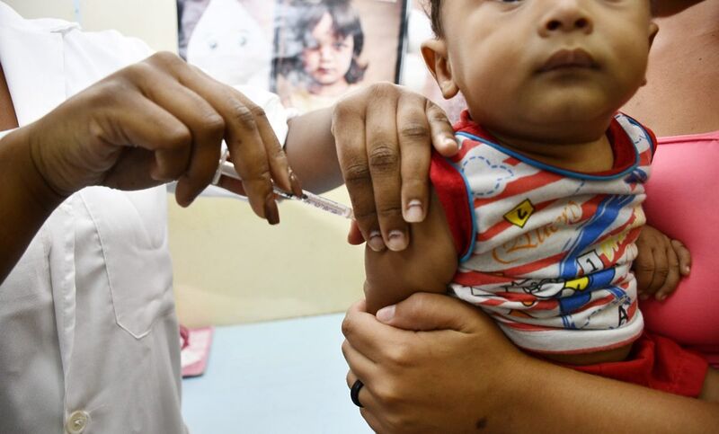 Nova Iguaçu amplia vacinação contra meningite